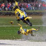 DP BBM Lucu Valentino Rossi Terbang