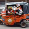 DP BBM Lucu Valentino Rossi Vs Marc Marquez Naik Bemo